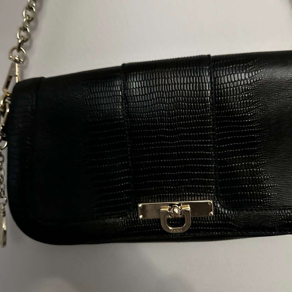DKNy black leather purse